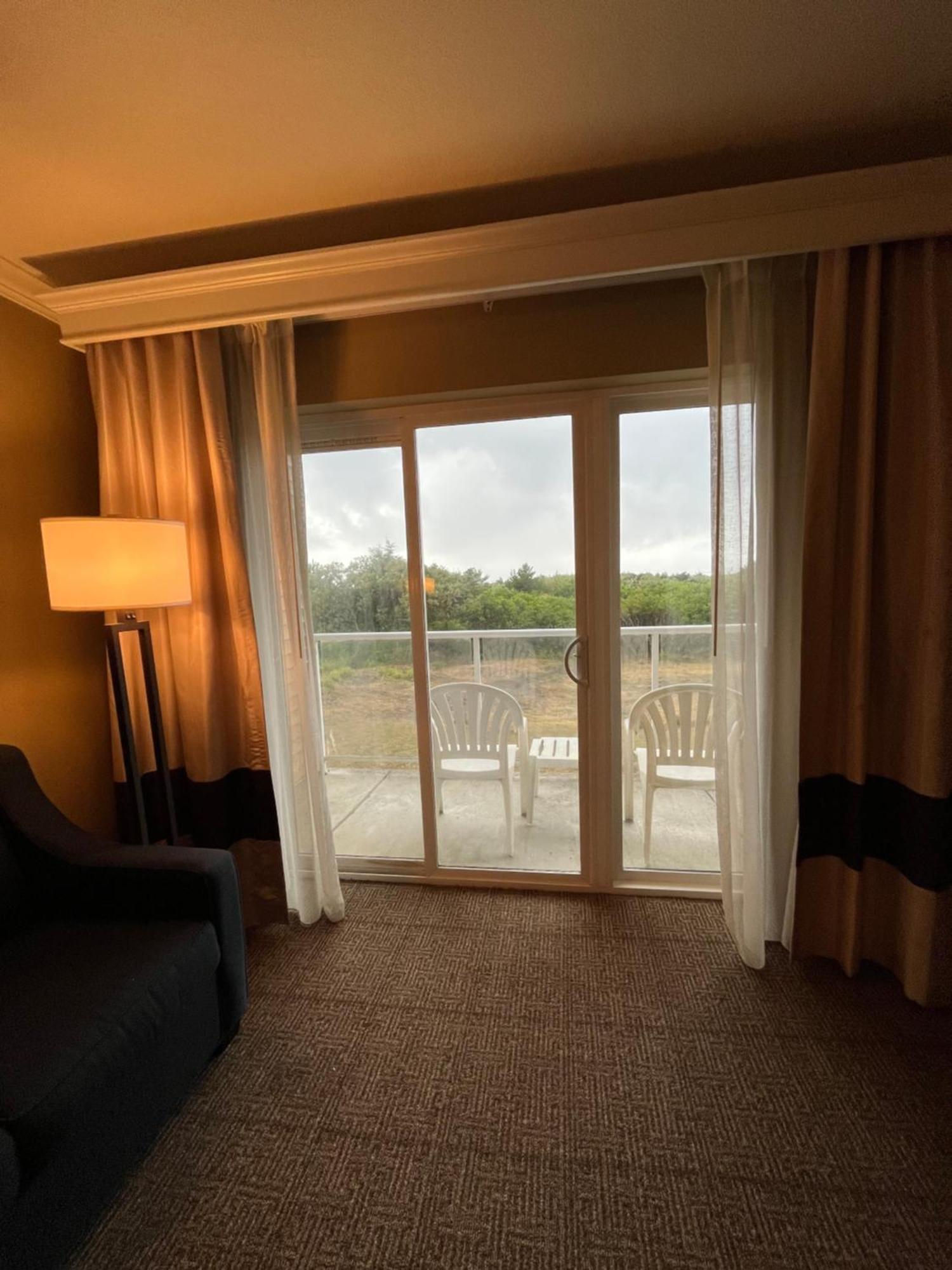 Comfort Inn & Suites Ocean Shores Exterior photo